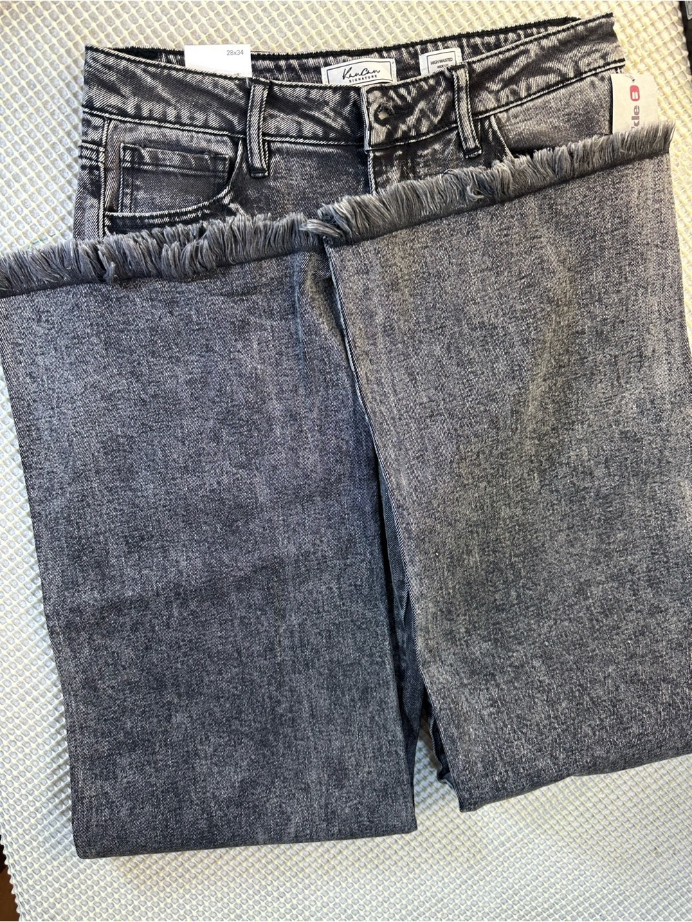 Kancan High Waisted Wide Leg Fringe Hem Jeans Size 28 NEW NWT - Picture 7 of 8
